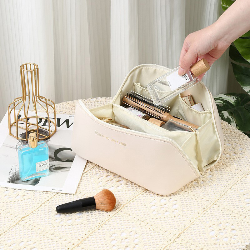 Pillow PU Cosmetic Bag Luxury  - مراجعة Luxury Skincare Daily وسعره