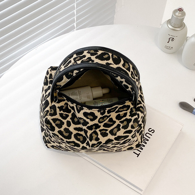 Leopard Makeup Bag Luxury  Lar - مراجعة Luxury Skincare Makeup وسعره